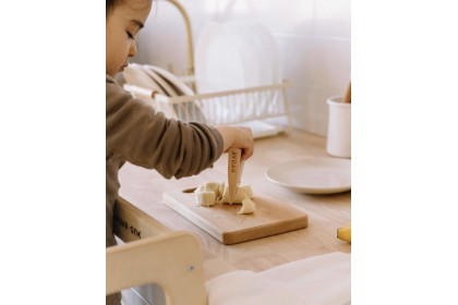 Avdar Toys Wooden Cutting Board and Knife Set